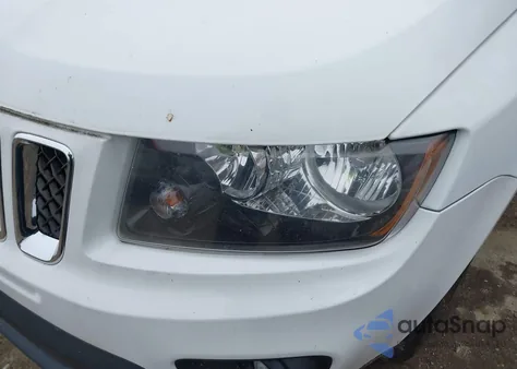 2016 Jeep Compass Sport из США, поврежденный, VIN 1C4NJDBB1GD637619